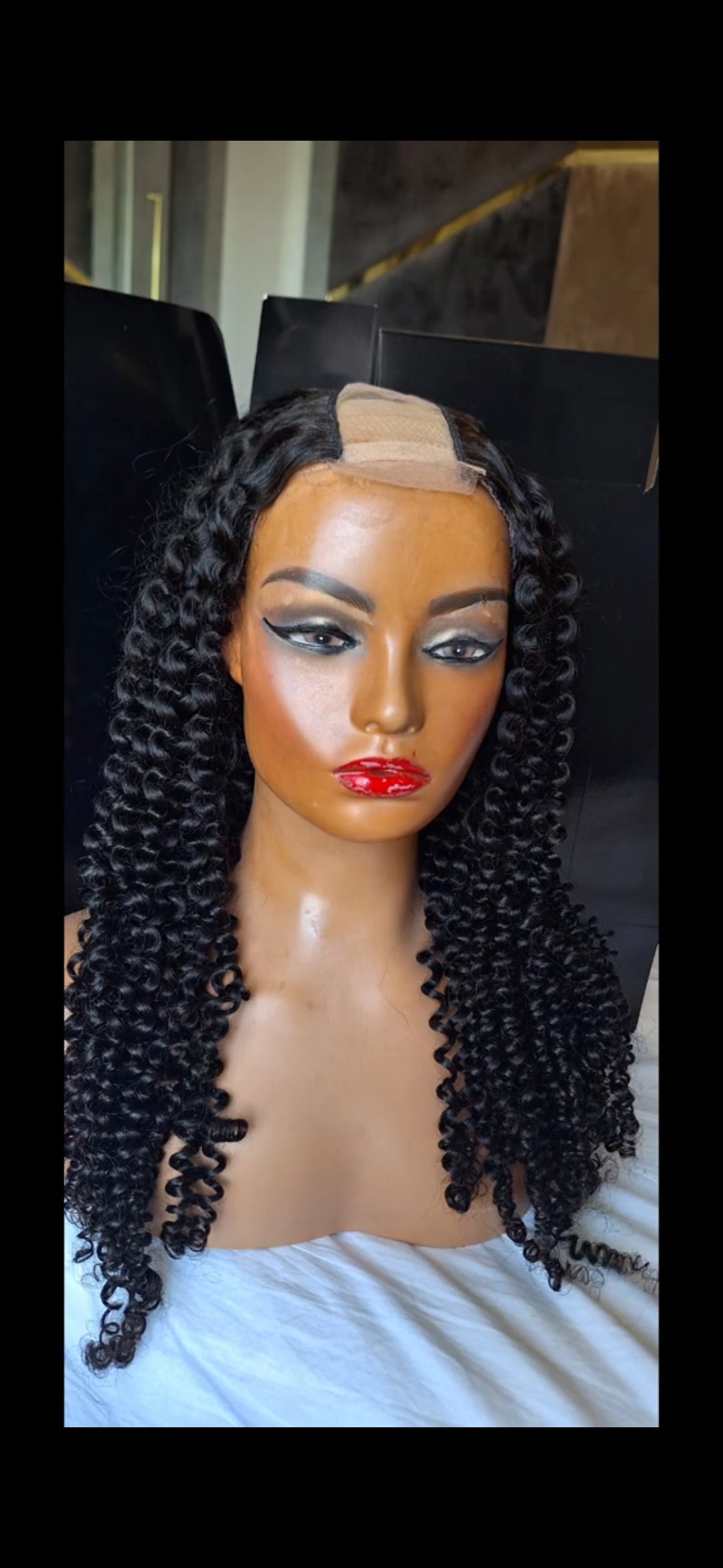 Sussy Deep Curls U part wig natural color 1b- Donor hair