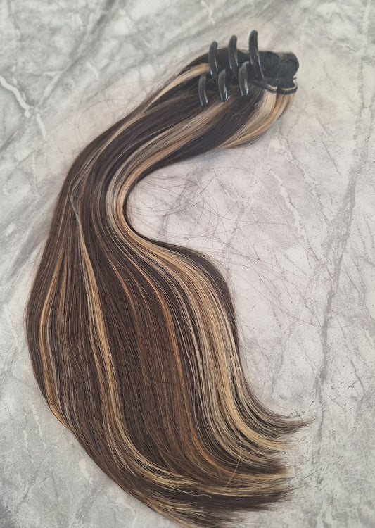 Piano bone straight claw ponytail extension - color 2/22