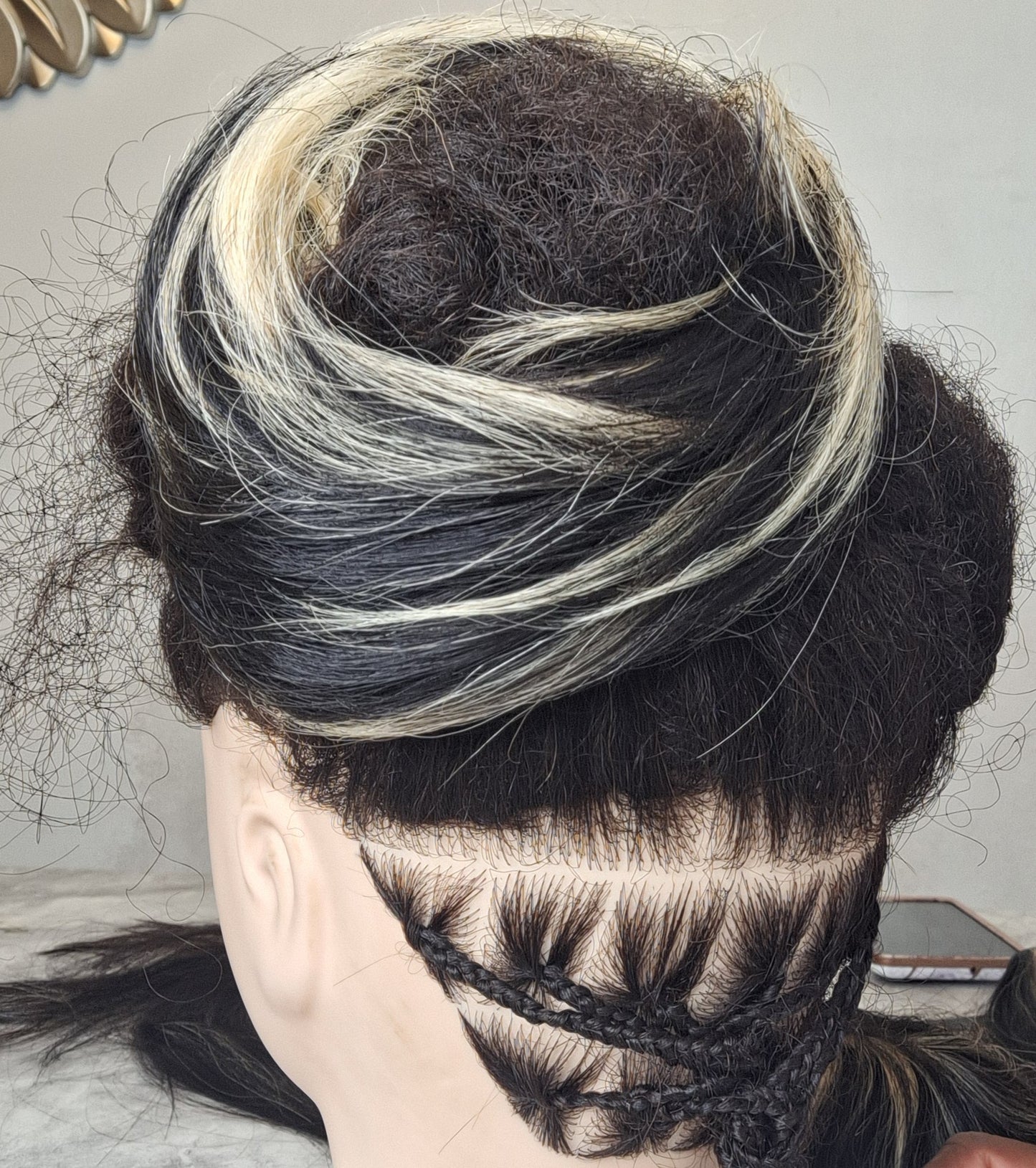 Band Bun color 1B/28