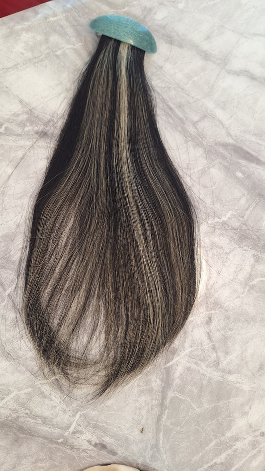 Bone straight clip ponytail - color 1b/28